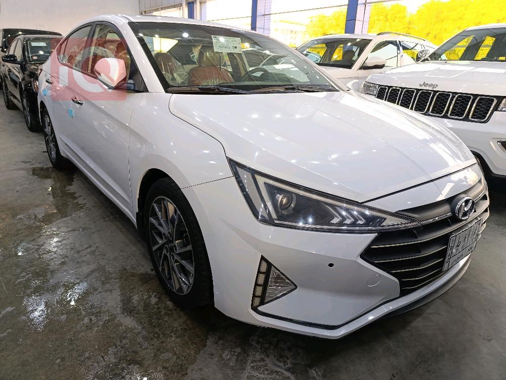 هیوندای ئەلەنترا